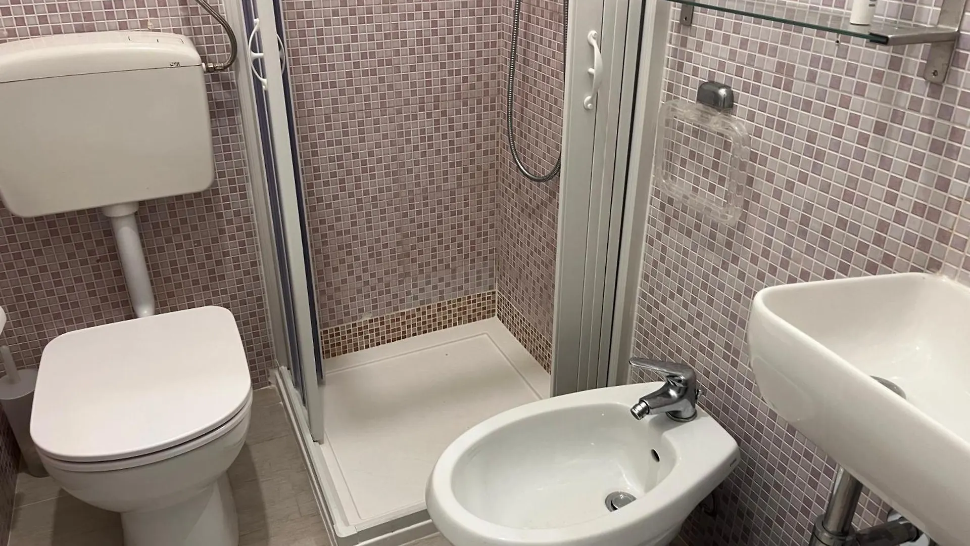 ** Aparthotel Ashur mondello Palermo Italia
