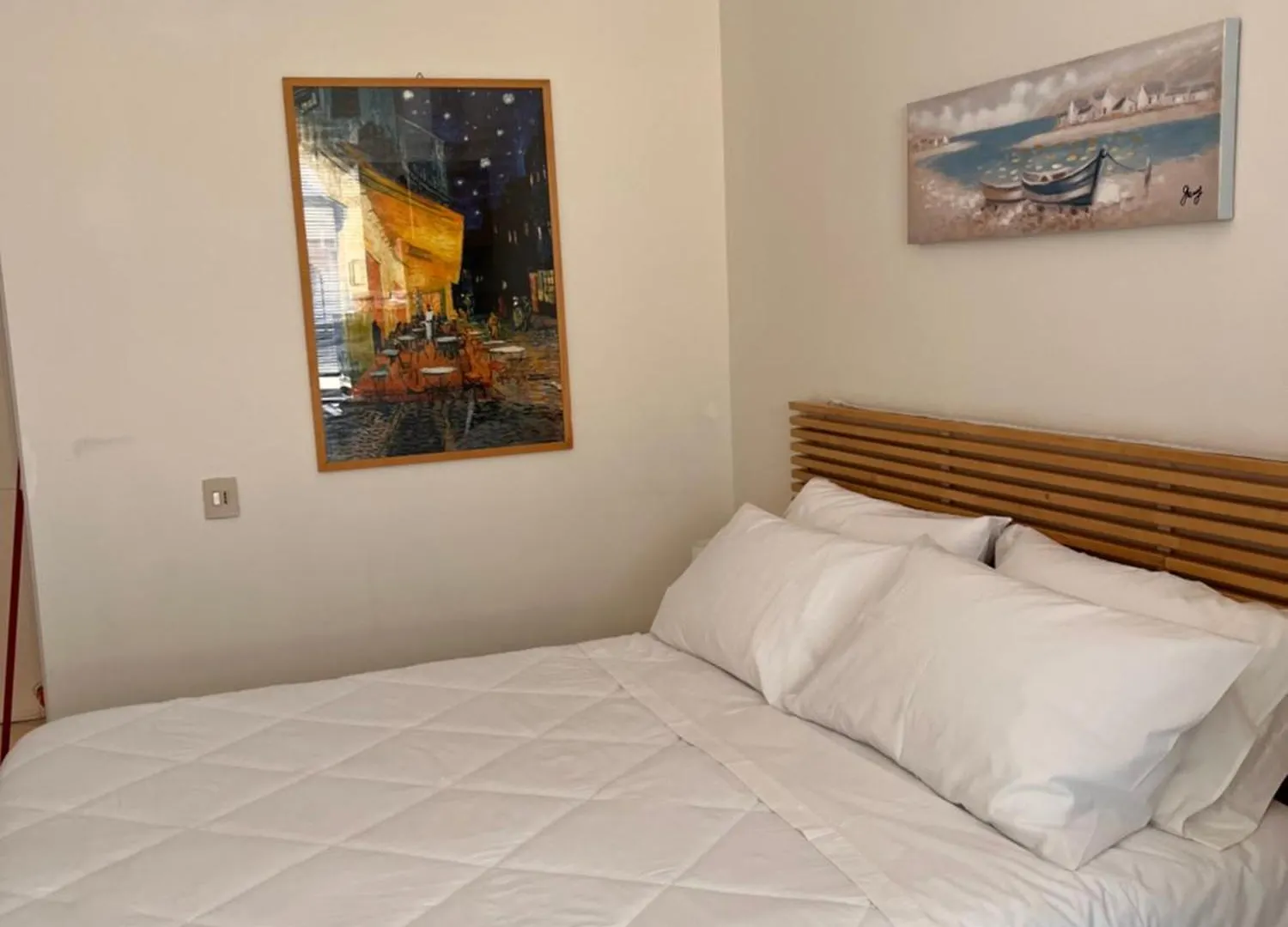 ** Apart Otel Ashur Mondello Palermo İtalya